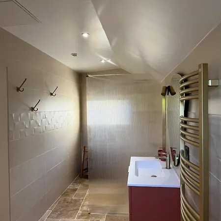 Holiday home Gite 4 De L Etre Aux Rues *