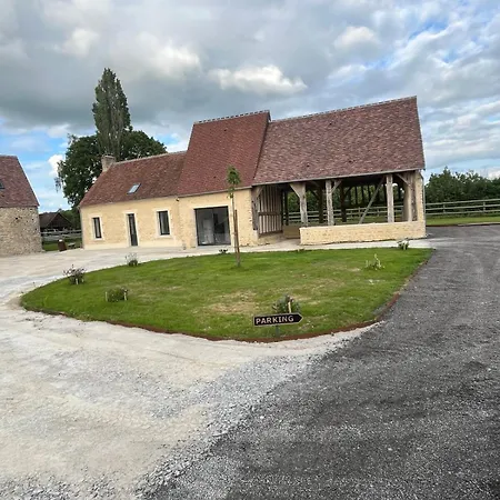Gite 4 De L Etre Aux Rues Holiday home Chailloue